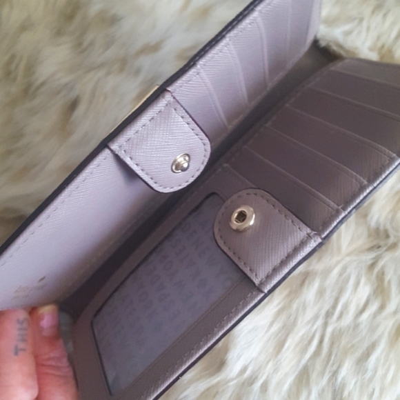 🌙NWOT Kate Spade Bifold Wallet Warm Taupe - Picture 5 of 11